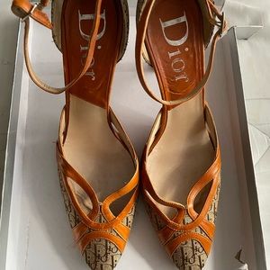 Dior pumps